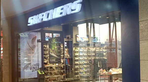 Skechers